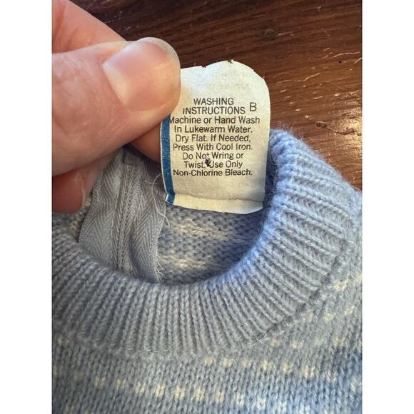 Vintage Baby Boy Blue Sweater Footed Romper Embroidered Train 0-3 Months - Picture 6 of 9